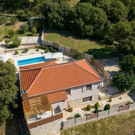 Gabriel - Three Bedroom With Outdoor Pool Drnis
