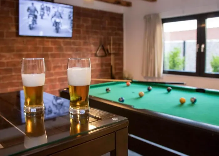 Gabriel - Three Bedroom With Outdoor Pool וילה Drniš